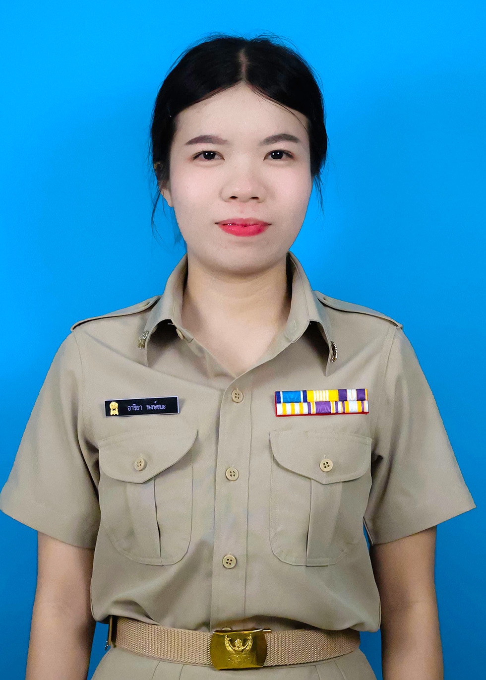 นางสาวอารียา พงษ์ชนะ
